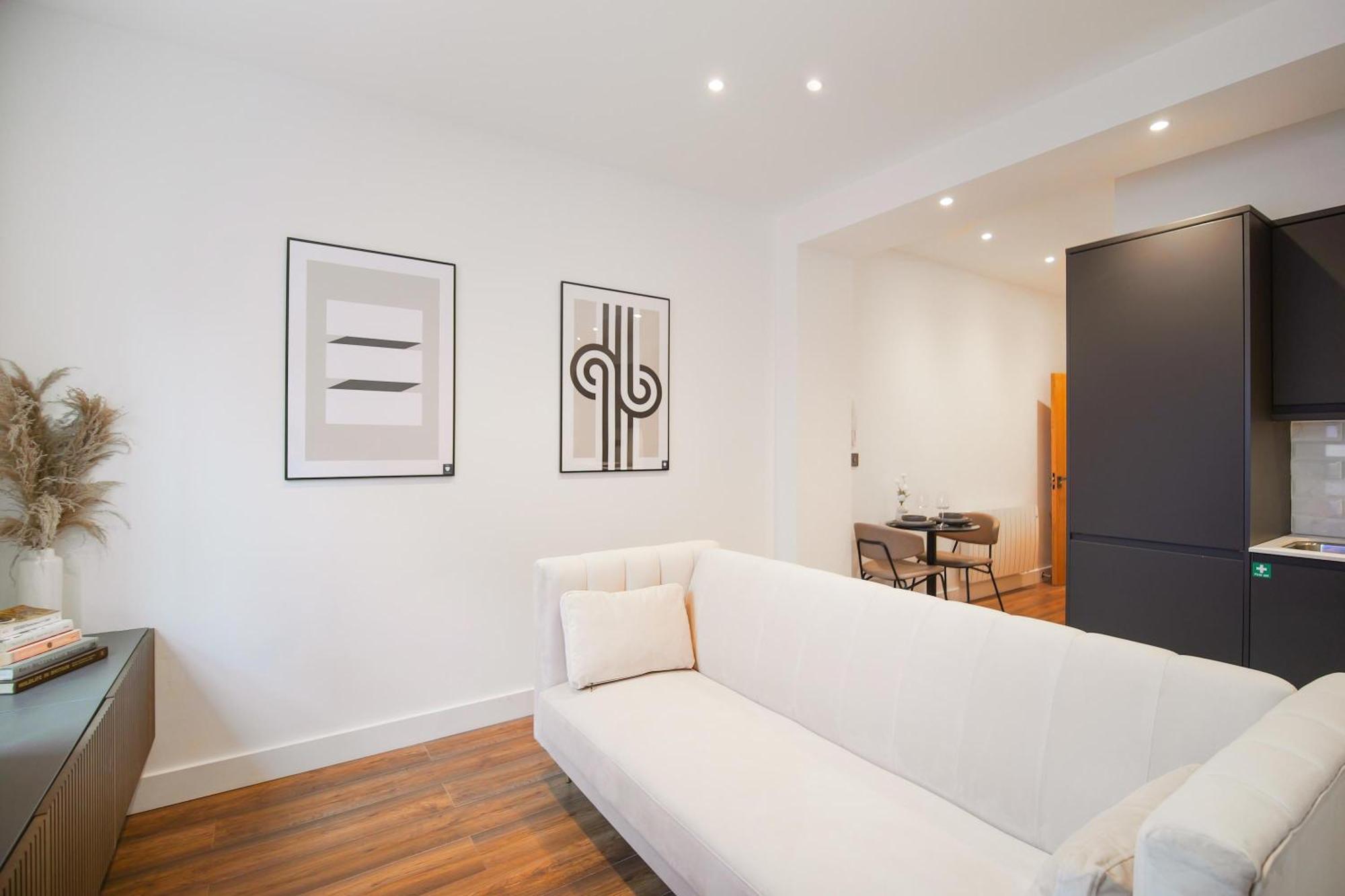 Afflecks By The Heim Residences Манчестер Экстерьер фото