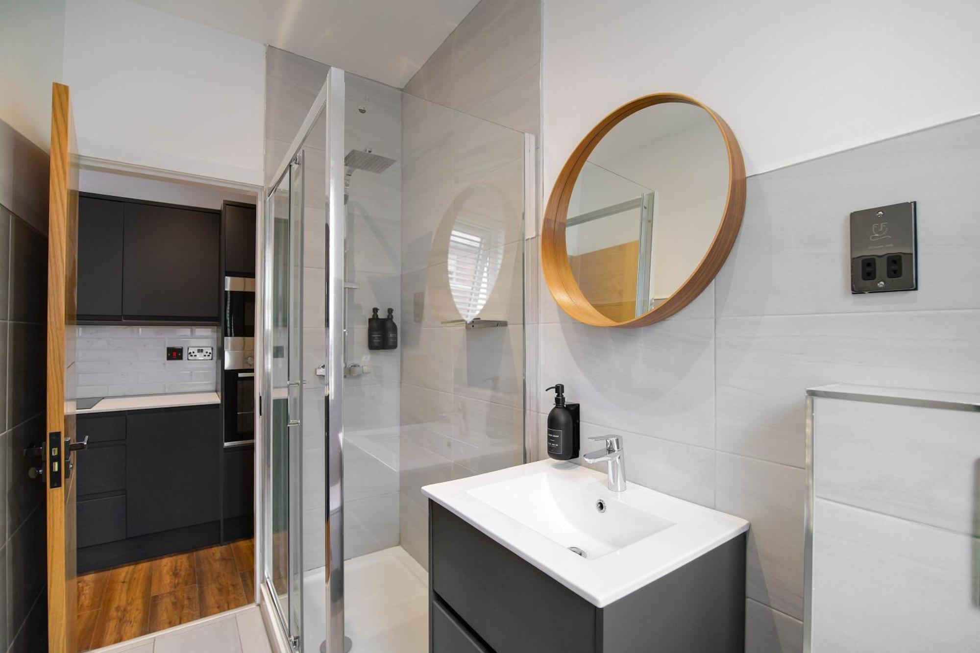 Afflecks By The Heim Residences Манчестер Экстерьер фото